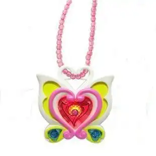 巴啦啦小魔仙中美琪,美雪的魔法项链的照片.