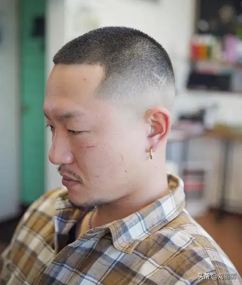 飞机头发型图片男短发超短(2023最帅气男发来了,时尚有型真精神,喜欢