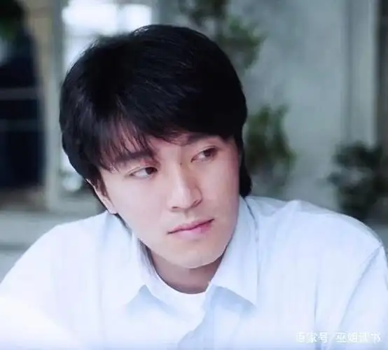 周星驰:如果要在这段爱情上加一个期限的话,我希望是一万年!