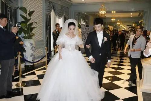 "安陵容"陶昕然大婚 一场巧遇成就浪漫奇缘