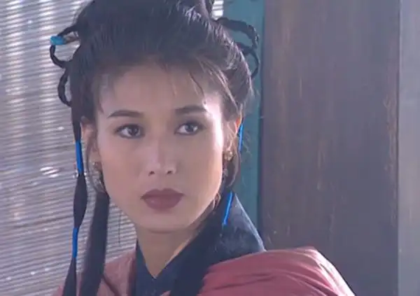 央视版《水浒传》中扈三娘由郑爽饰演,这个郑爽并不是如今正火的90后