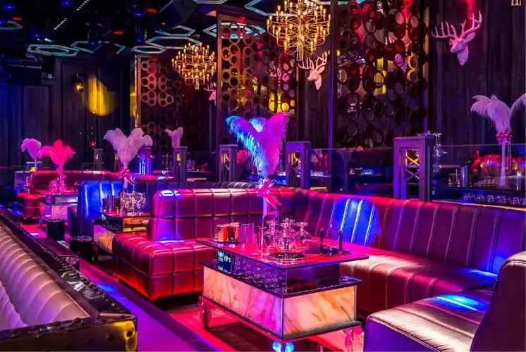 酒吧沙发卡座装修效果图