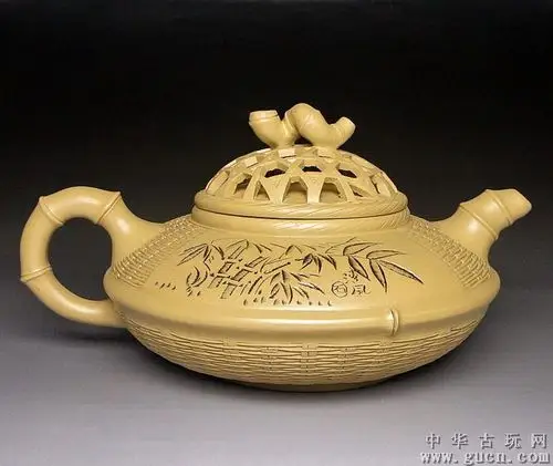 宜兴紫砂壶.工艺师钱菊萍制.原矿黄段泥.1200cc竹编蟹篓壶