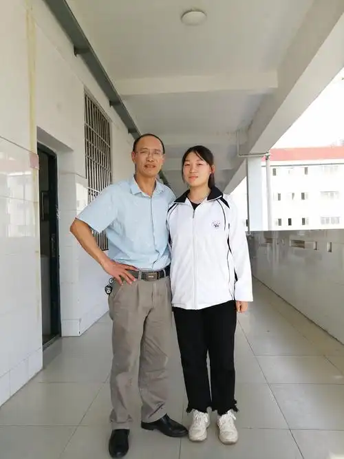 郴州市三中政务处 | 说说我的高中老师》征文作品展(二)