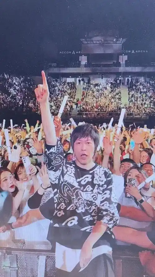 阿信 缺席就是认输了##五月天凌晨三点直播##五月天巴黎演唱会