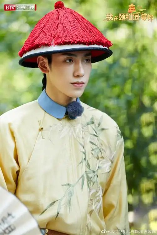 我在颐和园等你#不得了,不得了,bro@王子异这古装一上身,气质和英姿