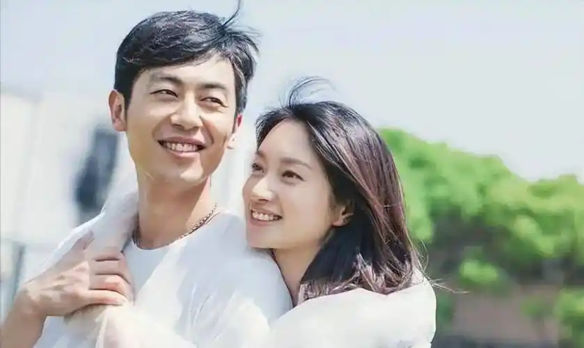 回顾朱亚文抛弃相恋七年的富家女转身爱上陈思诚女友结局如何