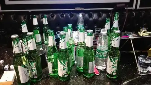 图片这酒多少钱一件啊.