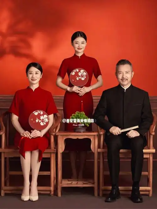 一家三口旗袍写真新中式全家福