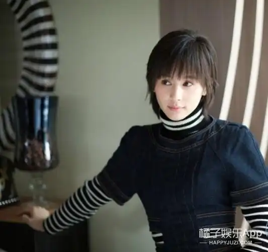 欢乐颂2终于定档了 第二部曲筱绡破产,邱莹莹结婚?(2)