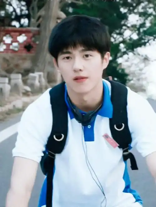 少年时期刘昊然##刘昊然胡子