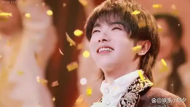 华晨宇想要让自己在乐坛的地位进一步提升,他应该做的就是戒骄戒躁,用