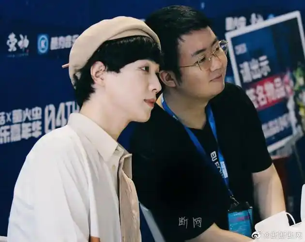 比心~7815相视而笑摸摸×1摸摸×273剪辑cv涅槃   倒霉死勒