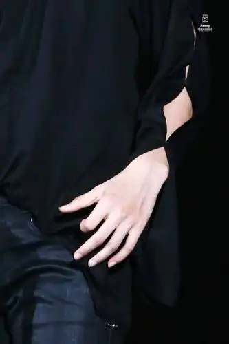 边伯贤 手部特写