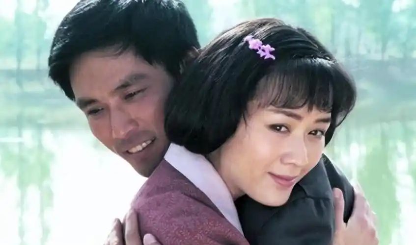 演员李琳:嫁大10岁导演不幸福,二婚嫁运动员李大双,今苦尽甘来