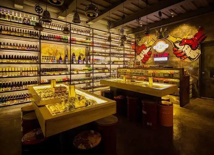 大型酒吧背景墙酒架装修设计效果图