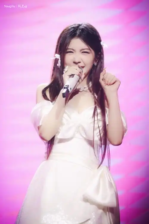 赖美云小七的ab面暖冬音乐会