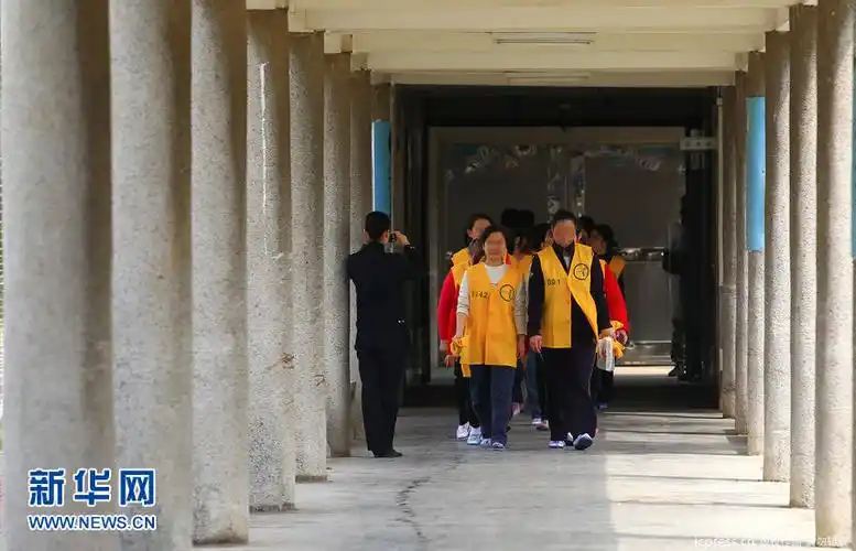 珠海成立首个女子监区200多名女性关押犯看守所内搬家