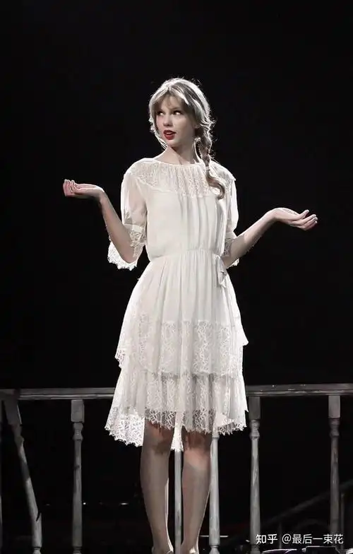 能分享taylorswift美图吗