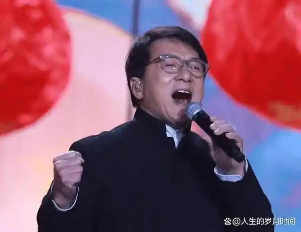 群星为成龙庆生70岁的他油箱还有油吗在世界影坛的地位如何