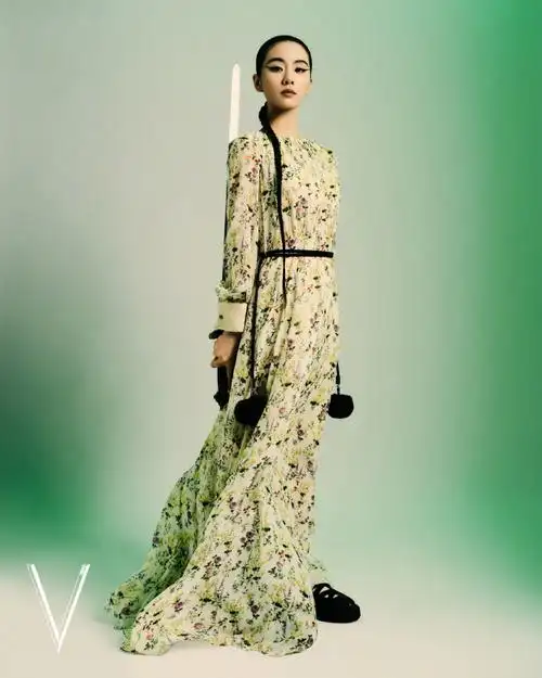 竹韵美人刘诗诗##刘诗诗v中文版十一月刊封面