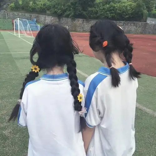 超甜闺蜜头像躺在奶油蛋糕的世界里连呼吸都是甜的