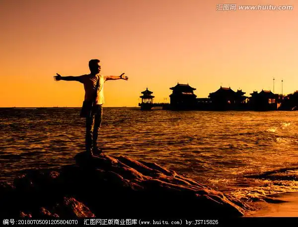 拥抱大海,男性男人,人物百态,摄影,汇图网www.huitu.com