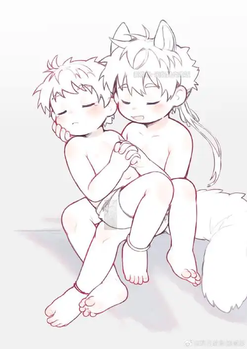 是哥哥安慰心情不好的弟弟,哄弟弟之前和哄好之后的样子)