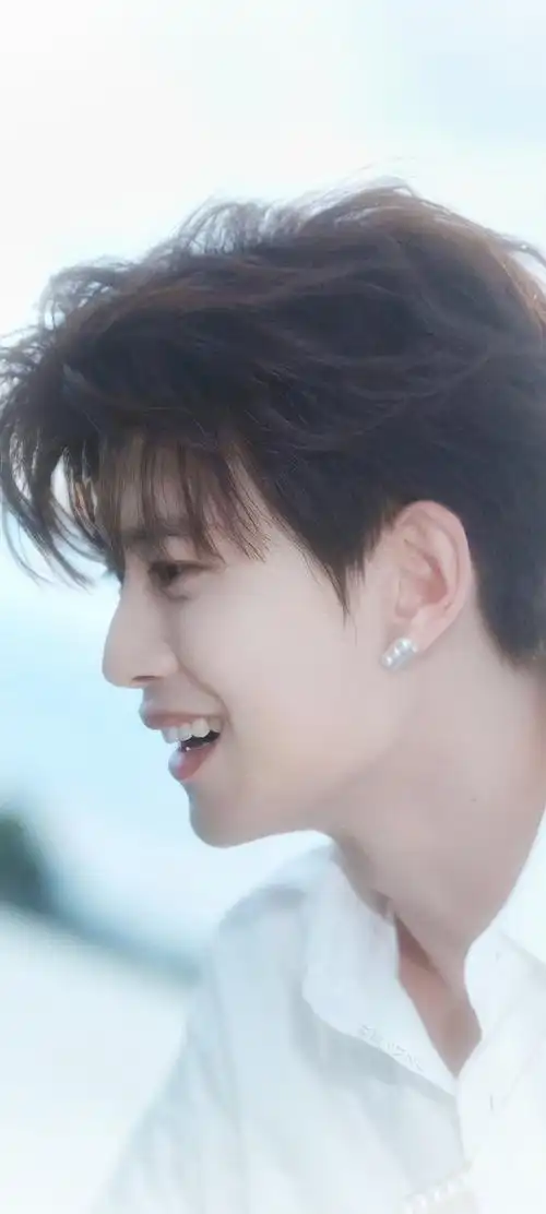 晚安,梦中任@任嘉伦allen  任嘉伦|卡大头版壁纸 9p  #任嘉伦#rjl