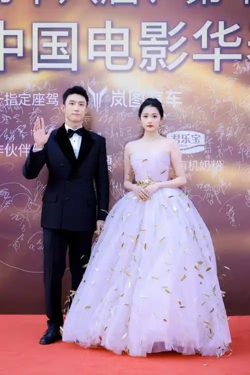 1|柳岩|关晓彤|陈都灵|张艺凡|戛纳红毯|杨颖(十六国)_网易订阅