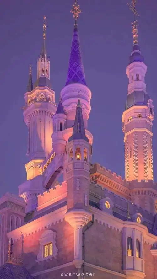 你珍藏了哪些小众高级的壁纸