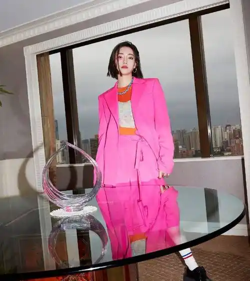 原创首封刘雨昕c位彰显许佳琪驾驭去世芭比粉陆柯燃被差别对待