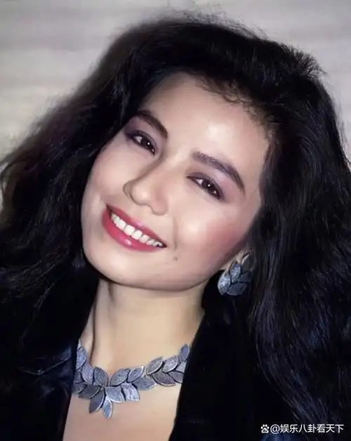 一部部脍炙人口的影视剧像一个个香港女明星带进了观众的视野