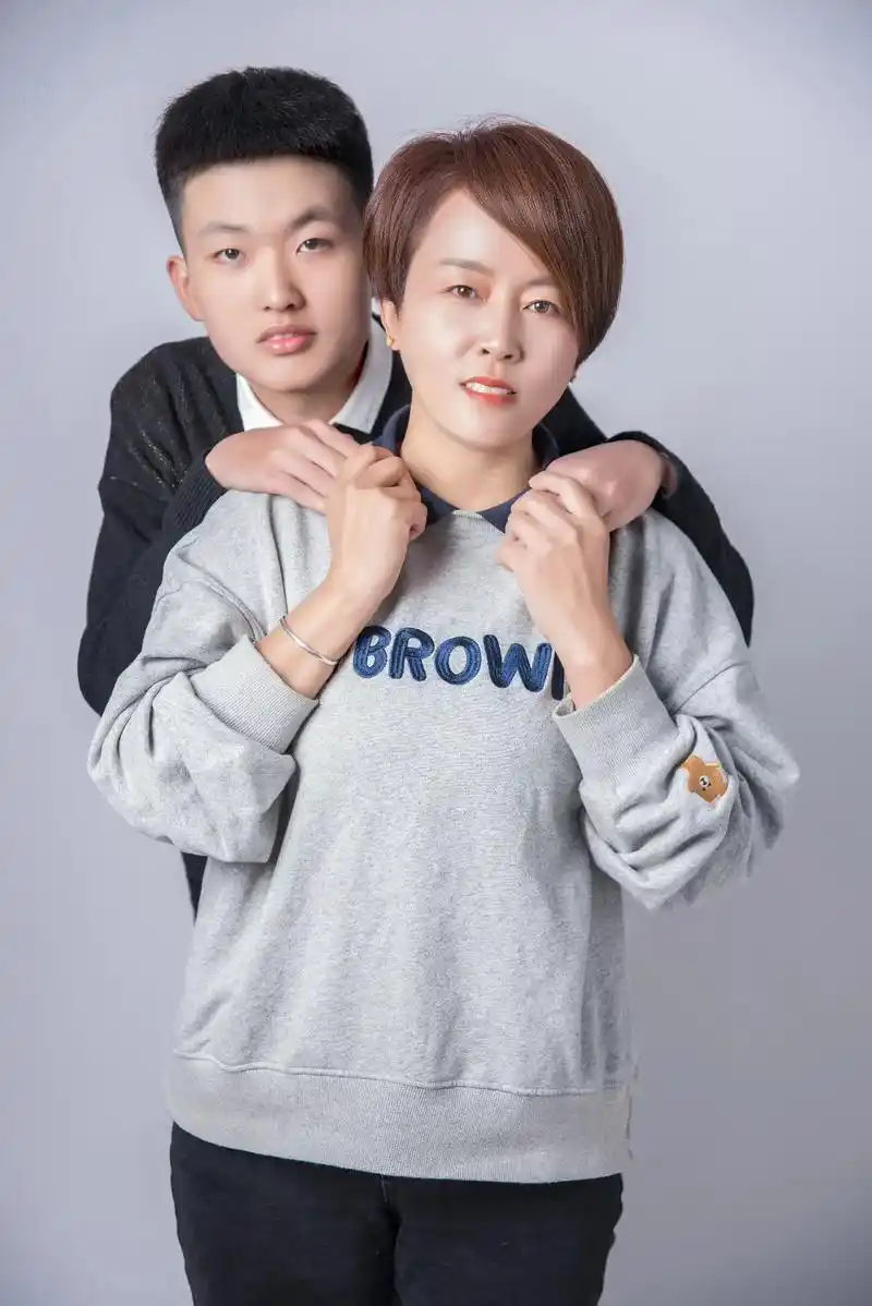 我41岁,你17岁,你177,我165,你已长大,我还未老, - 抖音