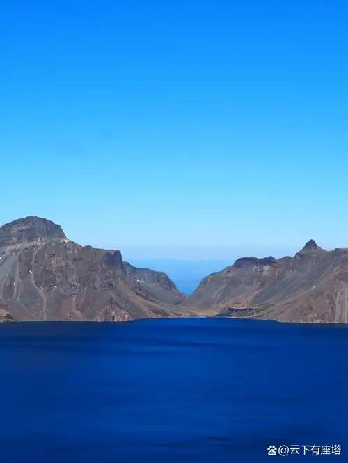 有幸第一次来就看到了长白山天池!
