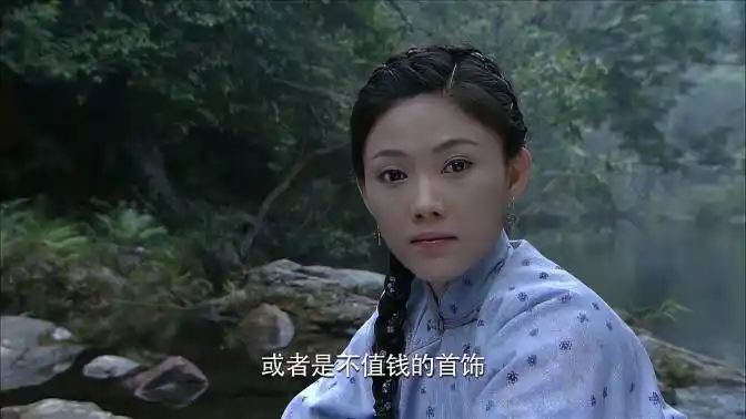 围屋里的桃花:婆婆故意考验儿媳,在口袋里放钱,儿媳的做法太棒-影视综