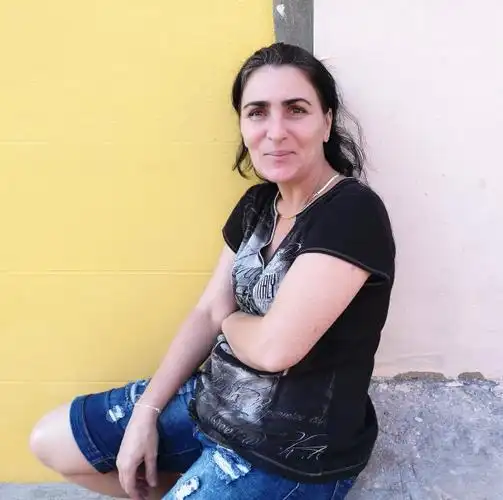 黑白混血的古巴妇女