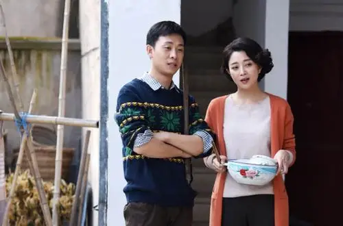 后再组cp,二人都是相当优秀的演员,此次二人在《鸡毛飞上天》中,再次