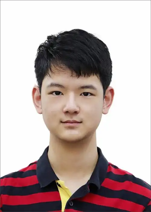 附:三个月后的证件照  2020.5.14.