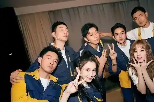 奔跑吧兄弟十二季官宣阵容最熟悉的面孔杨颖去哪了