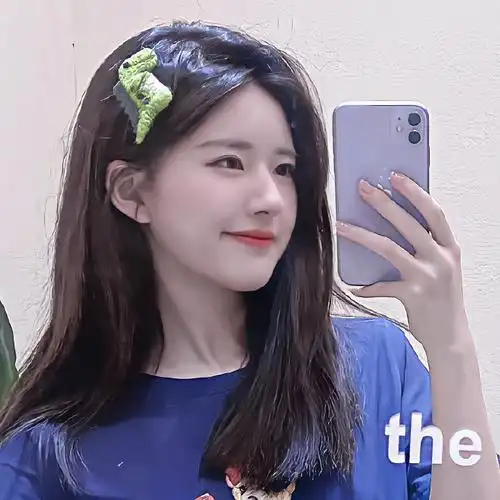 赵露思头像##朋友圈文案