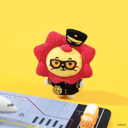 大家久等啦~ roy6机长莱阳包挂,机长莱阳站姿玩偶和校服莱阳包挂即将