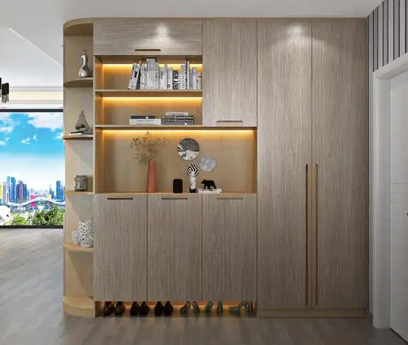 进门即见餐厅的话,可以利用墙面做小玄关柜,与餐