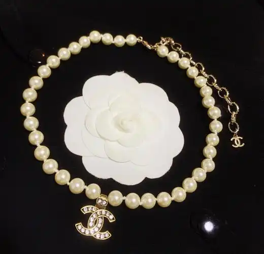 香奈儿小香珍珠项链搭配