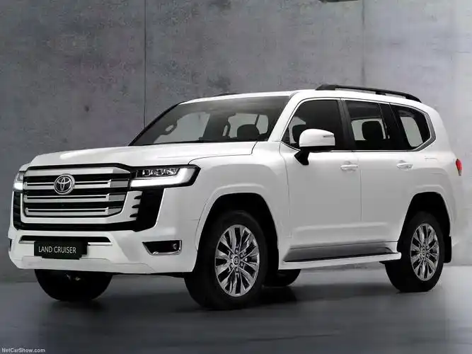 丰田酷路泽4000价格越野王者高端品质