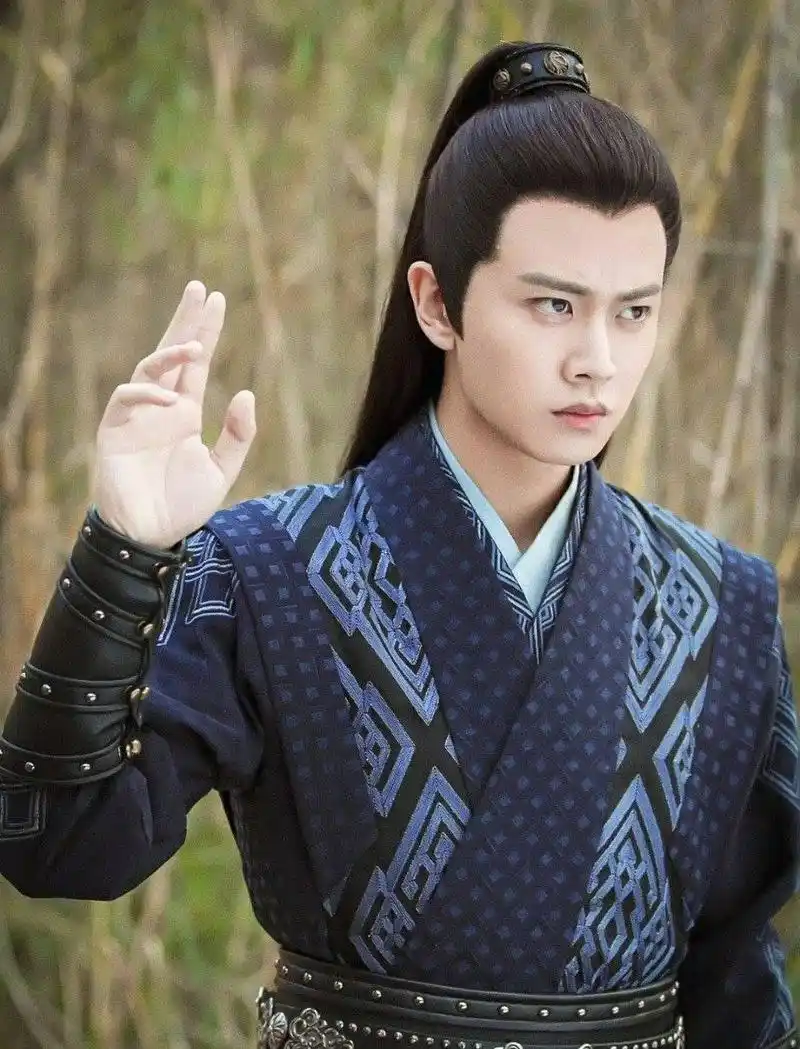 《锦衣之下》任嘉伦太帅!盘点古装男神,最后一位太可了!