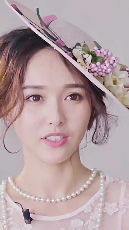 唐嫣笑起来真好看