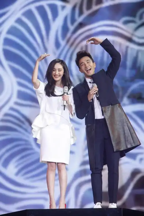 结婚4年一直被离婚杨幂当初选了不如她的刘恺威如今却这么说