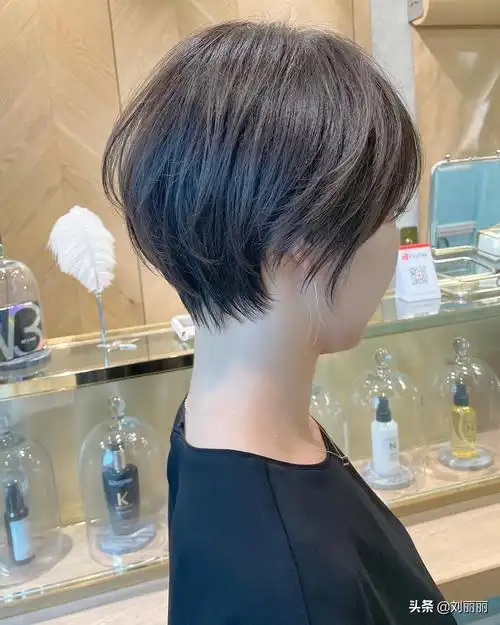 头发细软少的短发图片(这才是我想要的短发) - 赤虎壹号