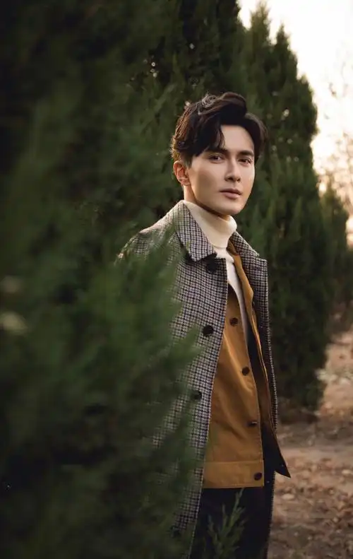 高伟光休闲随性时尚写真图片